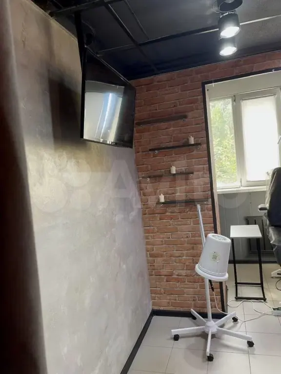 Усть-Илимск | Помещение под салон красоты, бьюти-студию, парикмахерскую