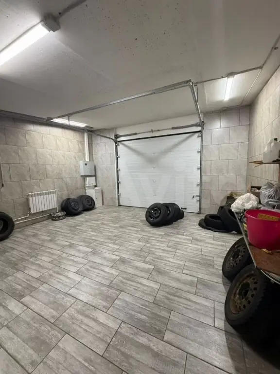 Сарапул | Помещение под автосервис, сто