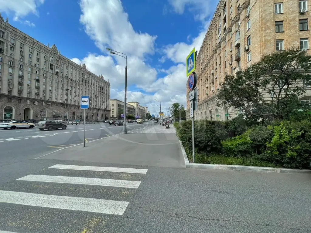 Москва | Торговое помещение (под магазин, аптеку и т. д.)